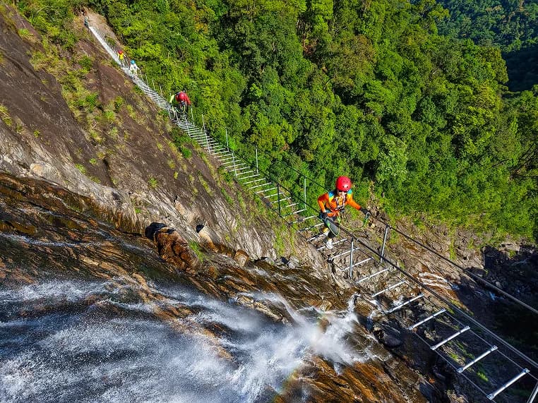 Adventure Tours in Phong Nha Ke Bang
